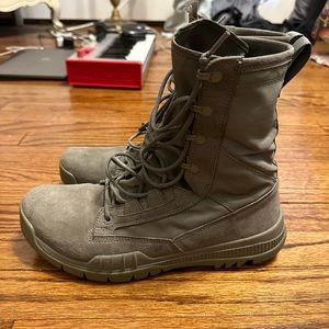 Nike SFB boots rare discontinued